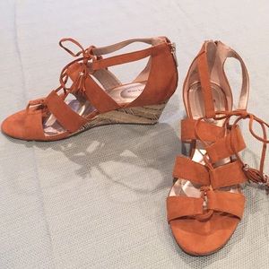 Bandolino wedges